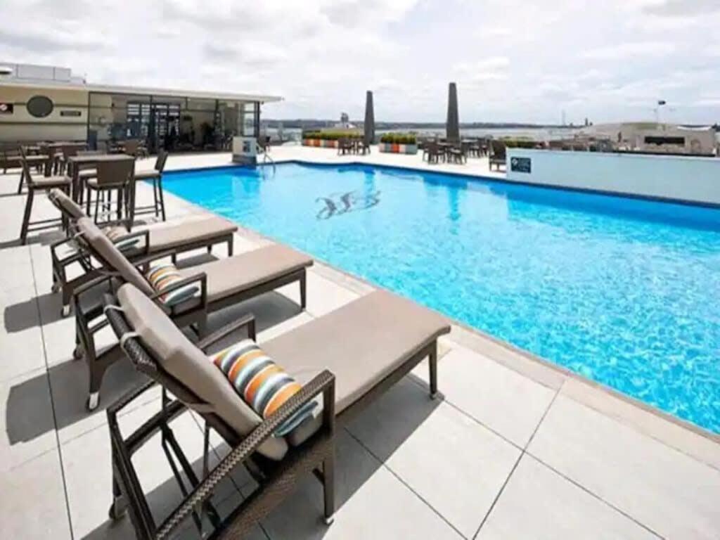 Lovely Bright Apartment With Balcony Pool And Gym Auckland Exterior foto